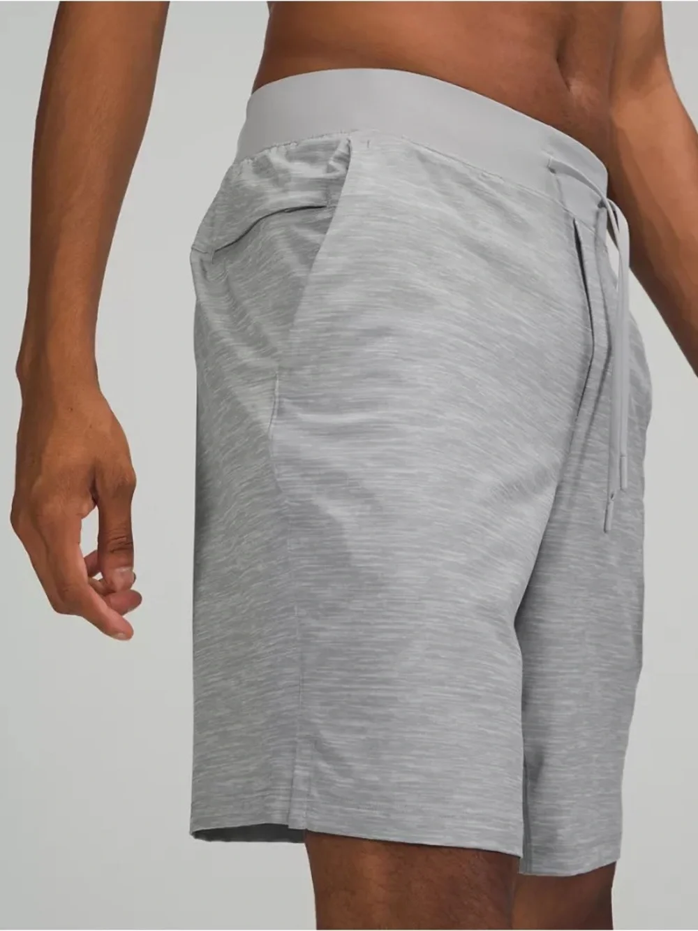 Lululemon Men's T.H.E. Short - 9" Linerless - Size Medium - Light Gray - Summer - Picture 1 of 9